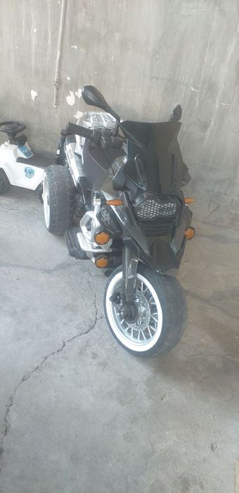 Motoskuter detskiy