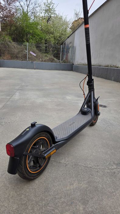 Segway Ninebot Kickscooter F2