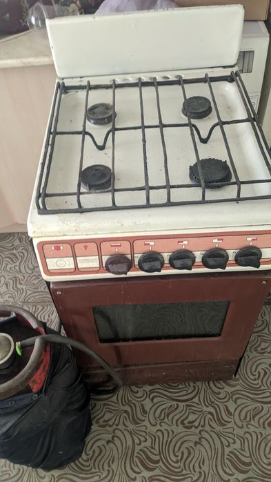 Продаем Газ Плиту
