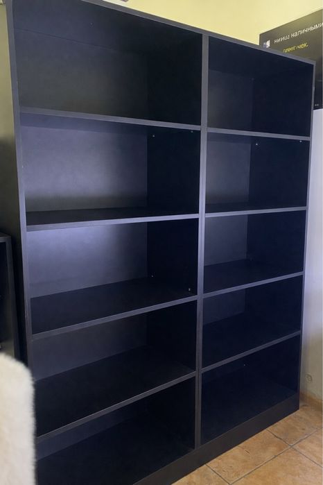 Продается ресепшен и шкаф