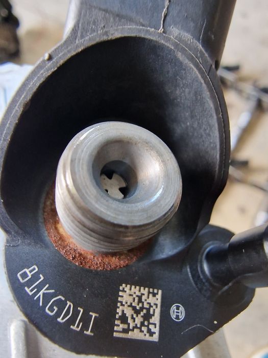 Injector,injectoare Audi a8 d3 motor 3.0 tdi cod motor ASB/BMK