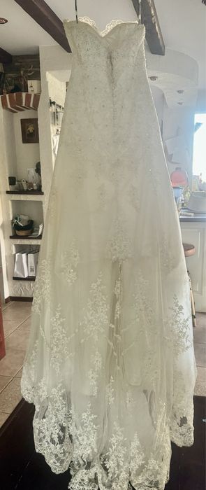 Булчинска рокля