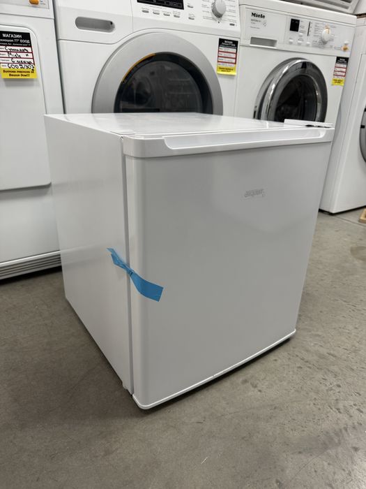 Нов!!!  мини фризер exquisit 40 литра ,