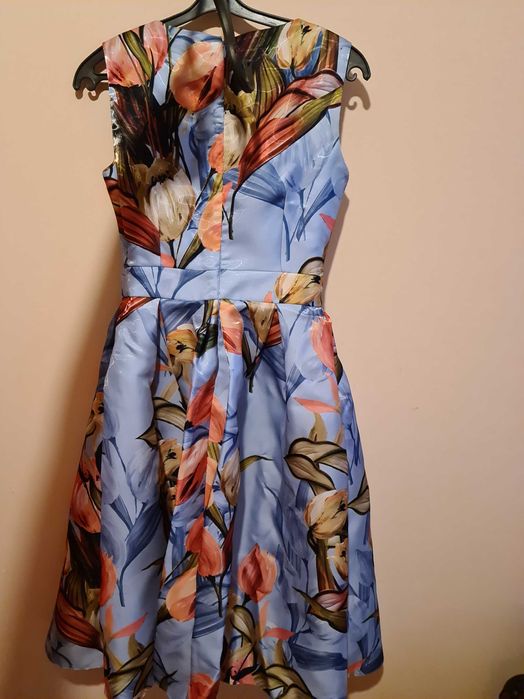 Платье на выход, размер 42