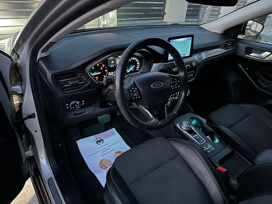 FORD FOCUS 1.5 disel 120 cp Automat/ Navi/ incalzire / clima /garanție