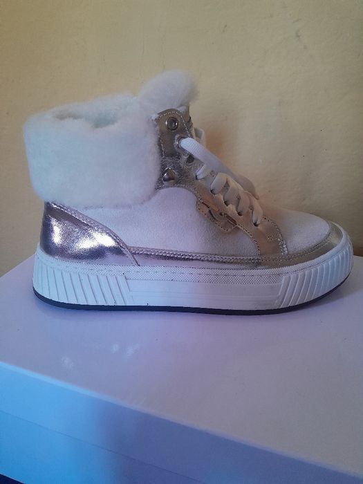 Дамски боти бижу  GIO