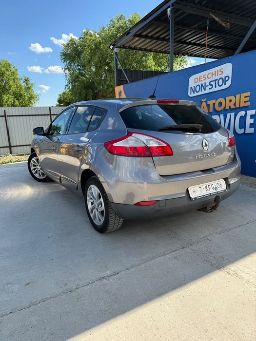 RENAULT Megane 2012 — imagine 3