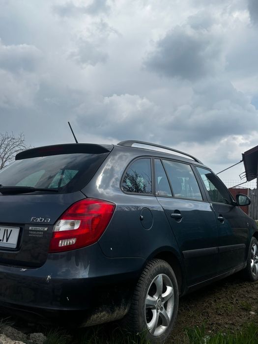 SKODA Fabia 2012 — imagine 2