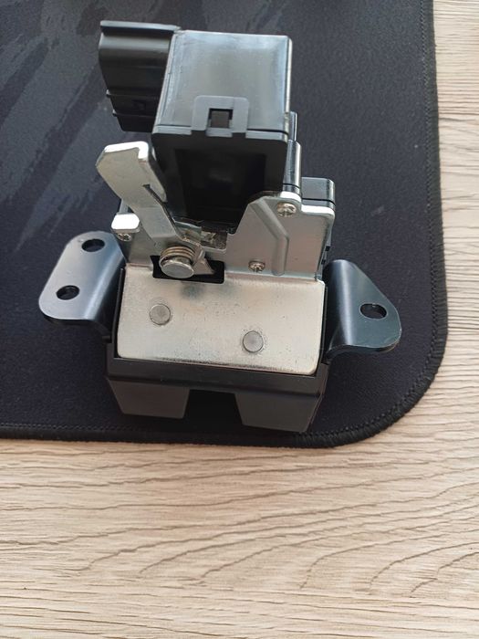 Ключ за багажник Hyundai i30