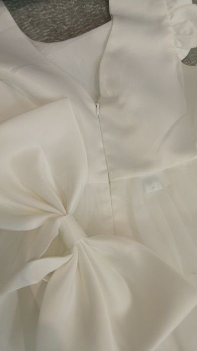 Продам платье для девочки