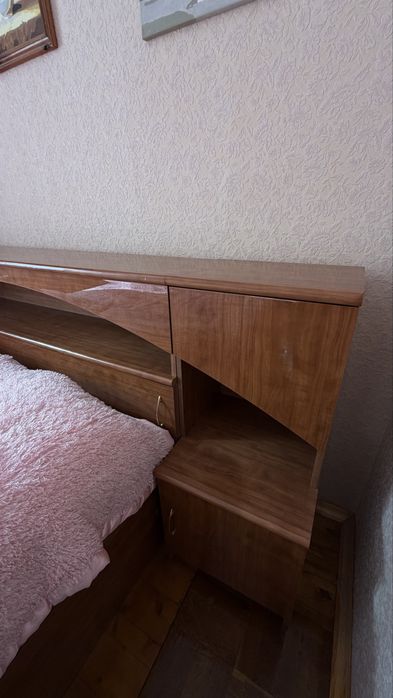 Кровать двуспальная