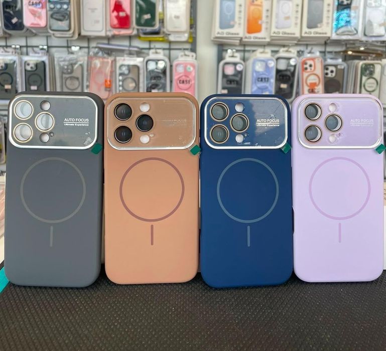 Husa Silicon Magsafe Soft ( catifea la interior ) si protectie camere iPhone 15 pro max