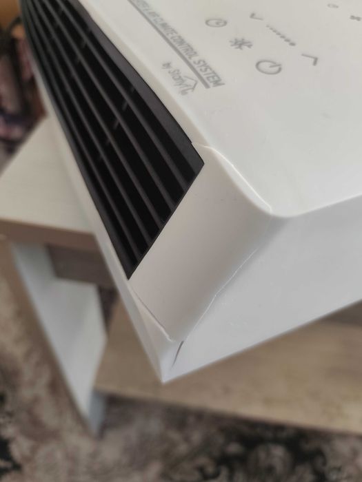 Конвектор за стена