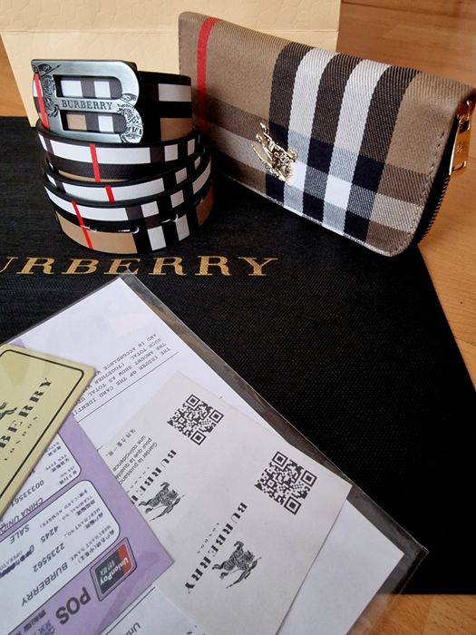 Set curea+portofel, new collection,logo metalic, saculet, etichetă