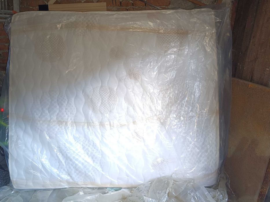 Хибриден Двулицев матрак 164/190 Sleepy