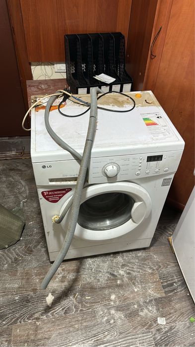 Продам стиральную машину