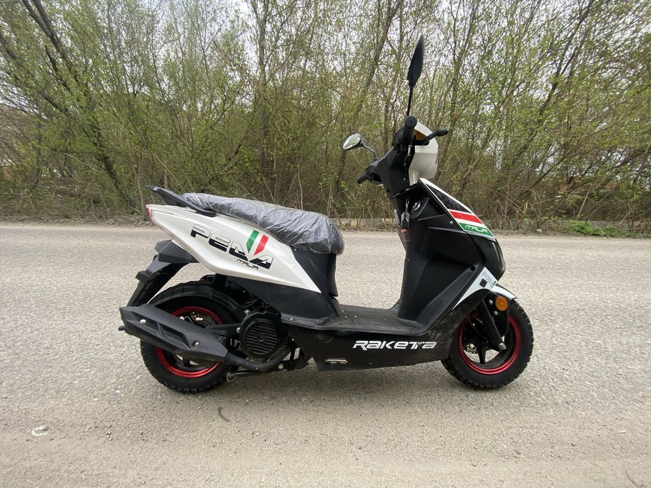 Мопед идеальном состоянии,скутер ,мотоцикл,обмен на айфон