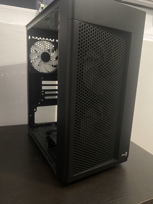 Carcasa pc gaming AeroCool Hexform
