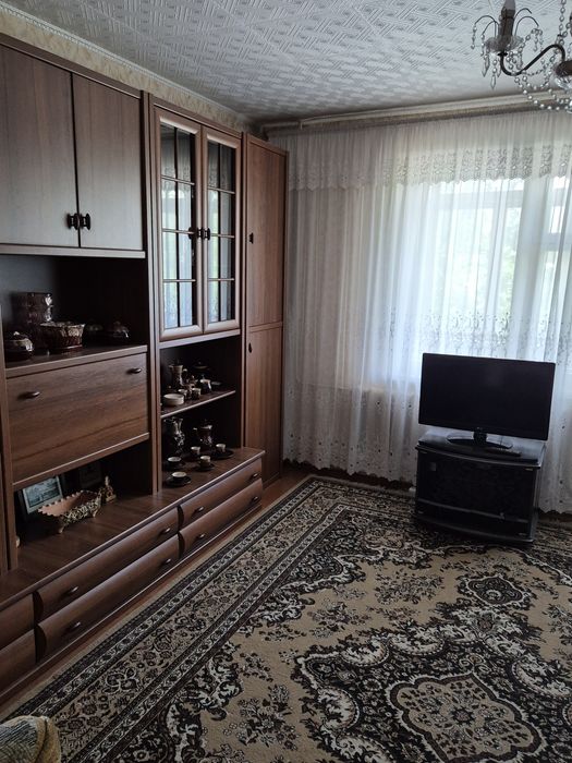 Продаётся 4-х комнатная квартира.