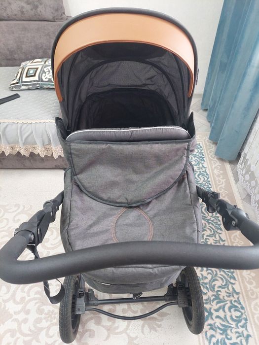 Продам детскую коляску