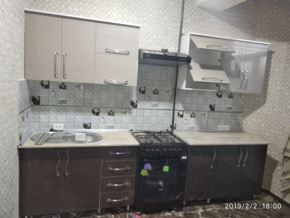 Kuxonniy mebel zakazga xoxlagan turda  xamda tayyor maxsulotlar bor .