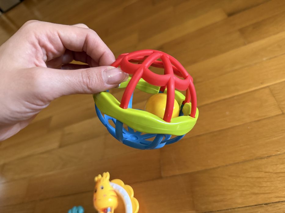 Бебешки занимателни играчки