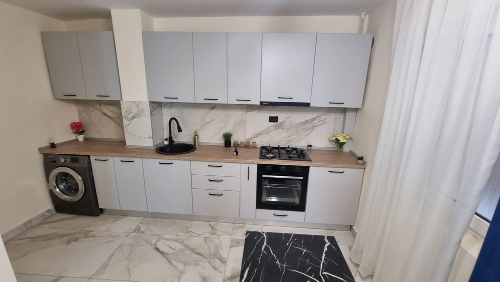 Proprietar vând apartament 3 camere decomandat sos giurgiului et 3/10