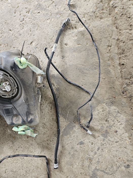 Резервоар за бмв ф20 ф30 ф31 ф32 ф36 ф80 ф82 бензинов