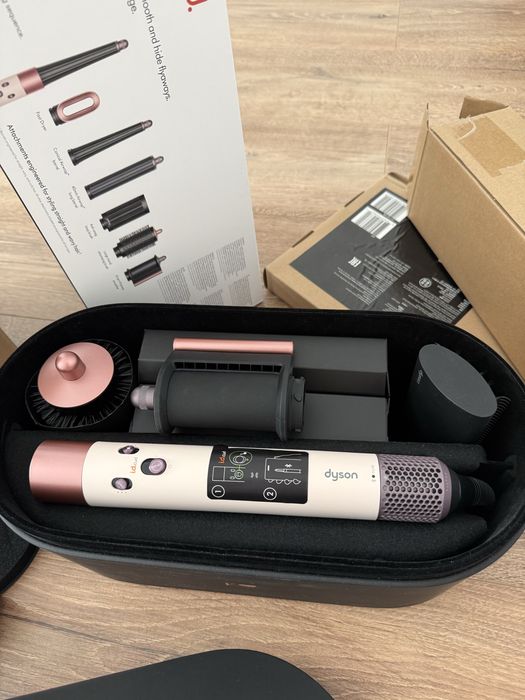 Продам Dyson hs08 id