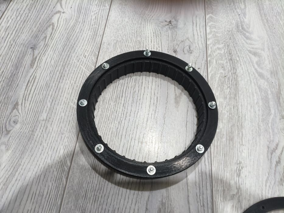 Продам флянцы на пол