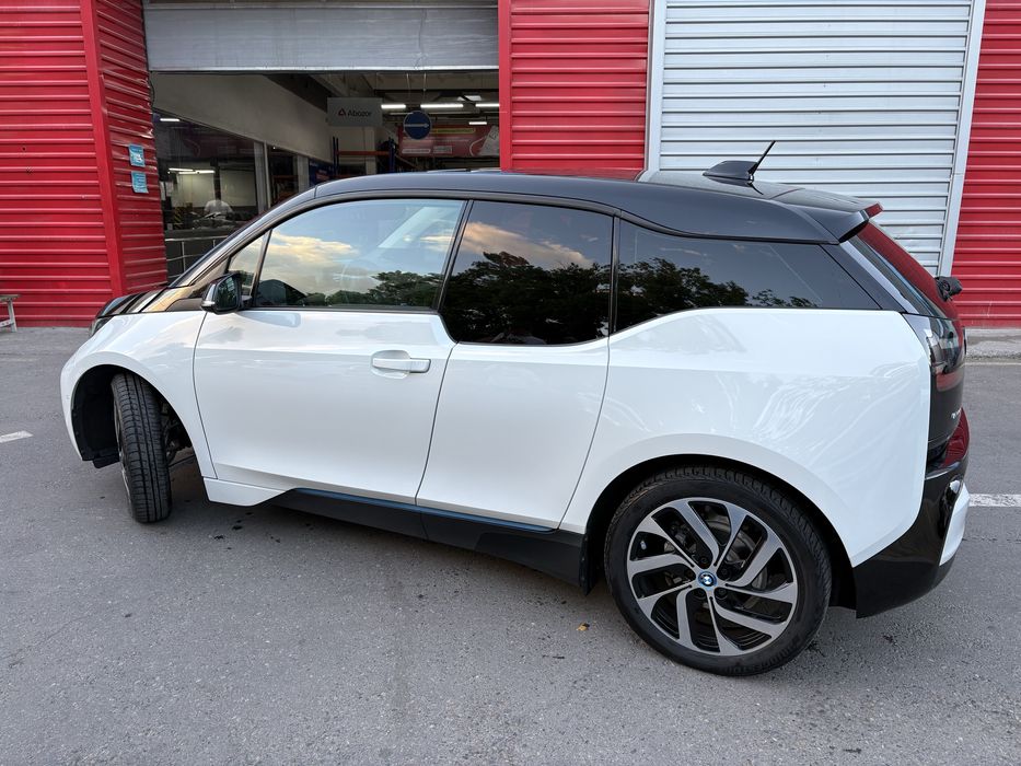Продам свою Bmw i3 eDrive 120 Ah LCI Рестайлинг