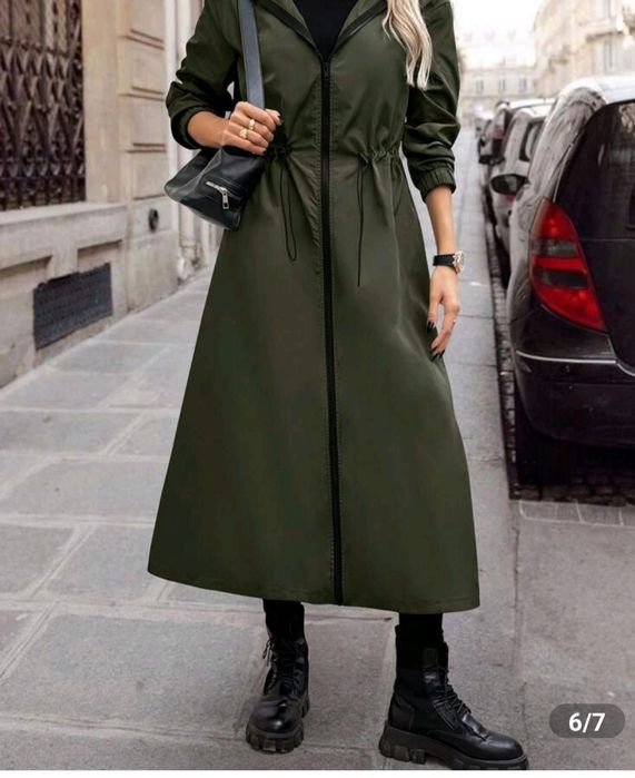 Дамски водоустойчив трнчкот