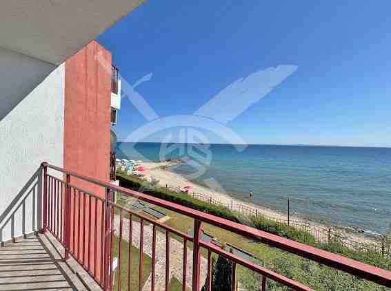Продава се Двустаен апартамент в к.к. Елените - 60 кв.м за 1105 €/кв.м - Снимка #11