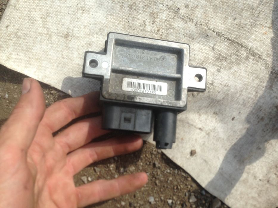 BMW Реле за подгревни свещи бмв подгрев свещ е60 ф30 f31 ф10 е90 е60**