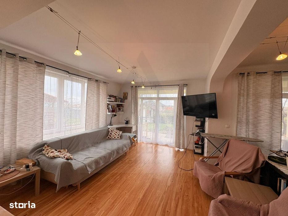 Casă modernă 140 mp utili 4 camere 2 bai si teren 490 mp in Șura Mica