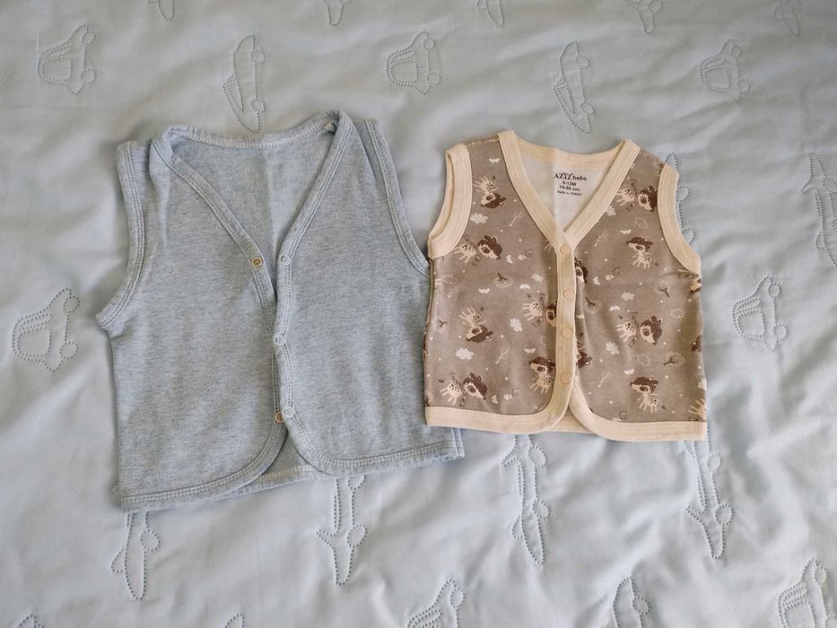 Лот бебешки дрехи 0-12 месеца