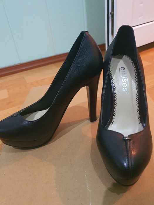 Женские Кожаные туфли