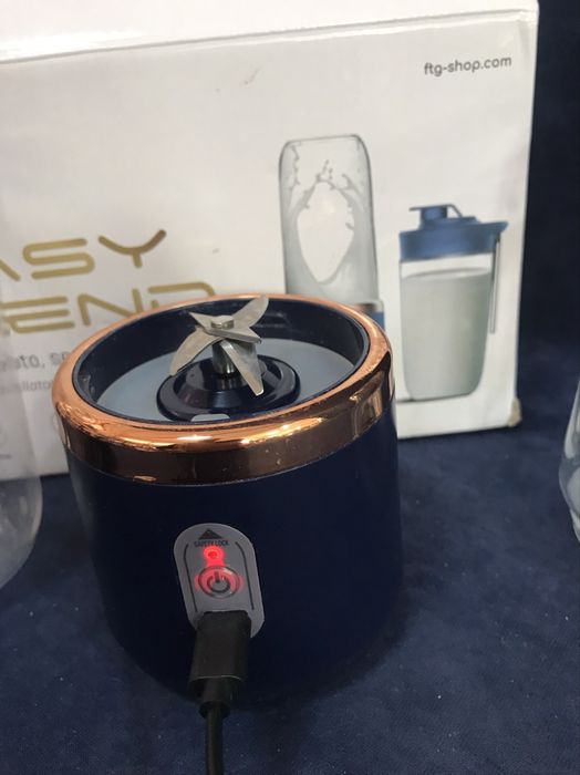 Преносим акумулаторен блендер