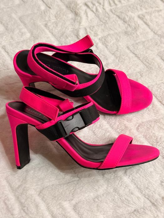 Обувь босоножки кеды ботинки сапоги