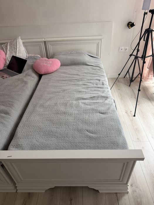 Кровать односпальная