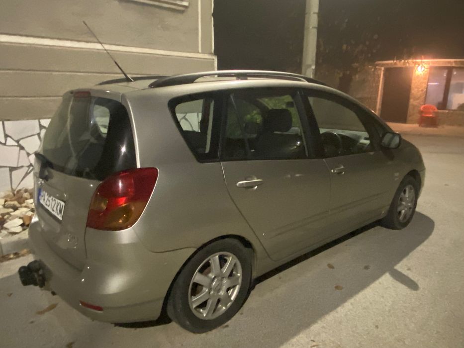 Toyota Corolla verso
