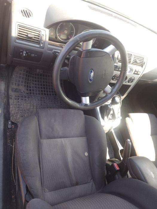 Dezmembrez Ford Mondeo MK3 Anul 2001