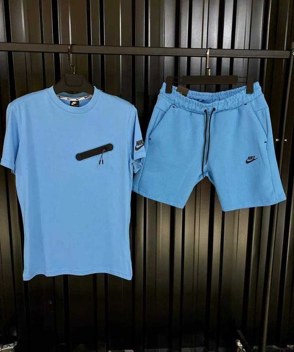 Мъжки къси екипи Nike