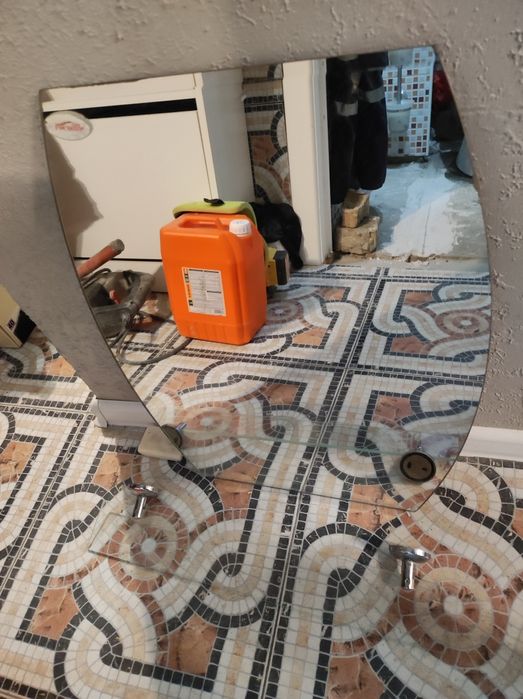 Полочка, зеркало в подарок