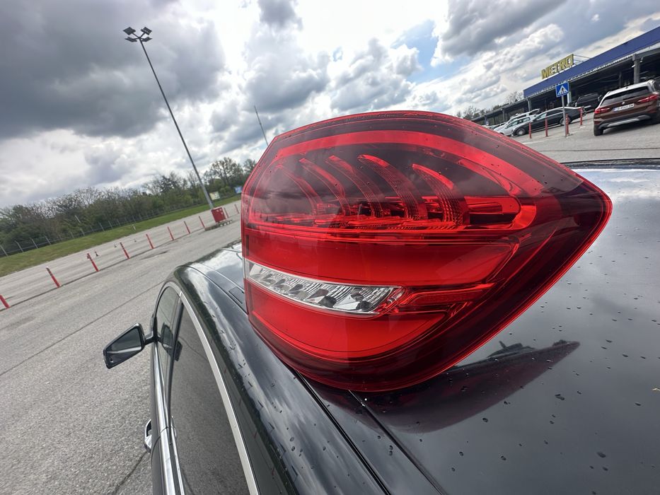 Mercedes GLS десен стоп