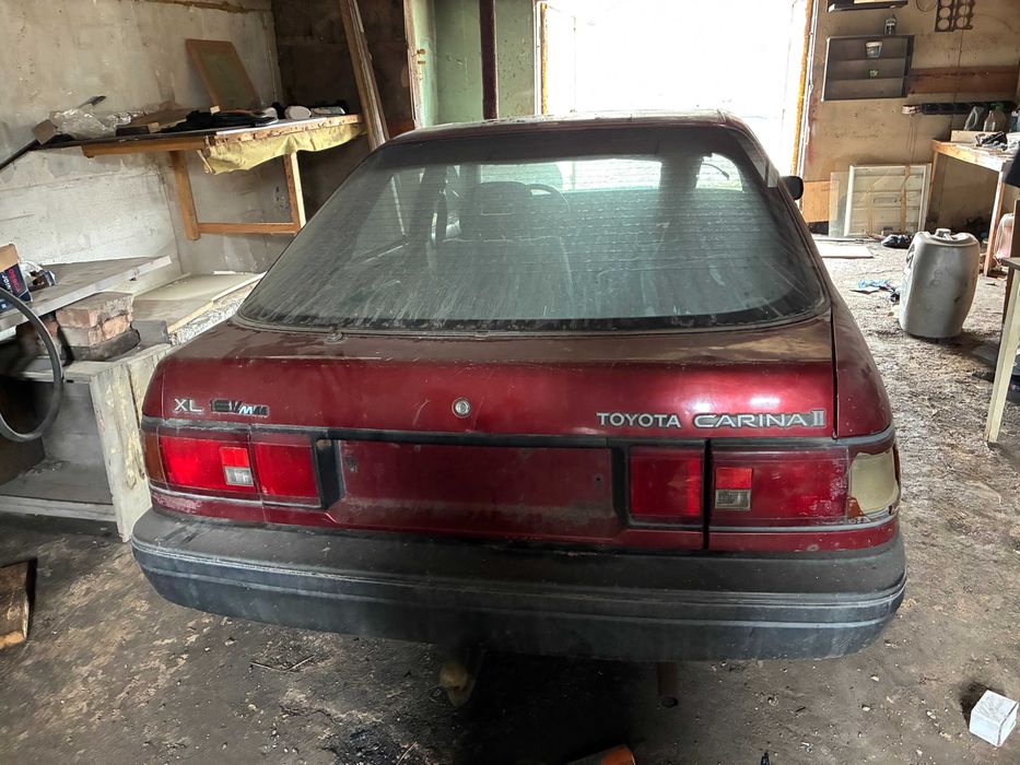 Toyota Carina II, 1990