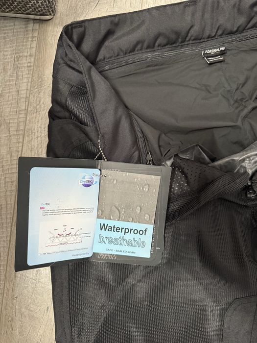 Pantaloni moto Adrenaline cu protectii genunchi