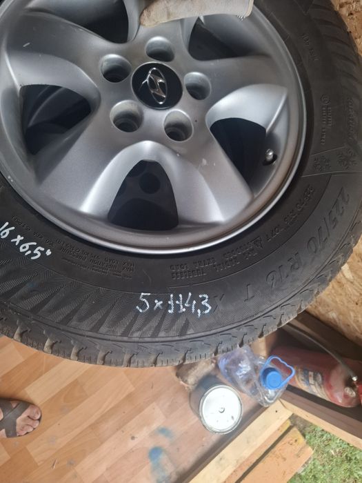 Продам шины с дисками, хундай сантафе