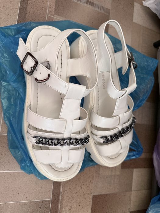 Босоножки 40 размер