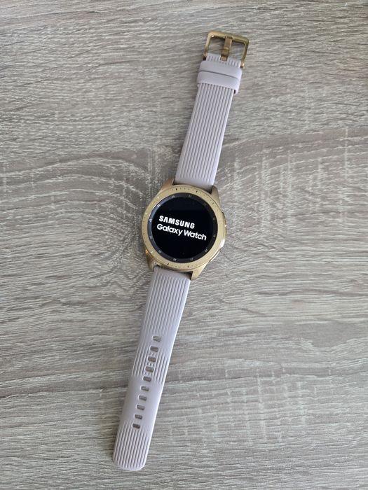 Часовник Galaxy Watch 4
